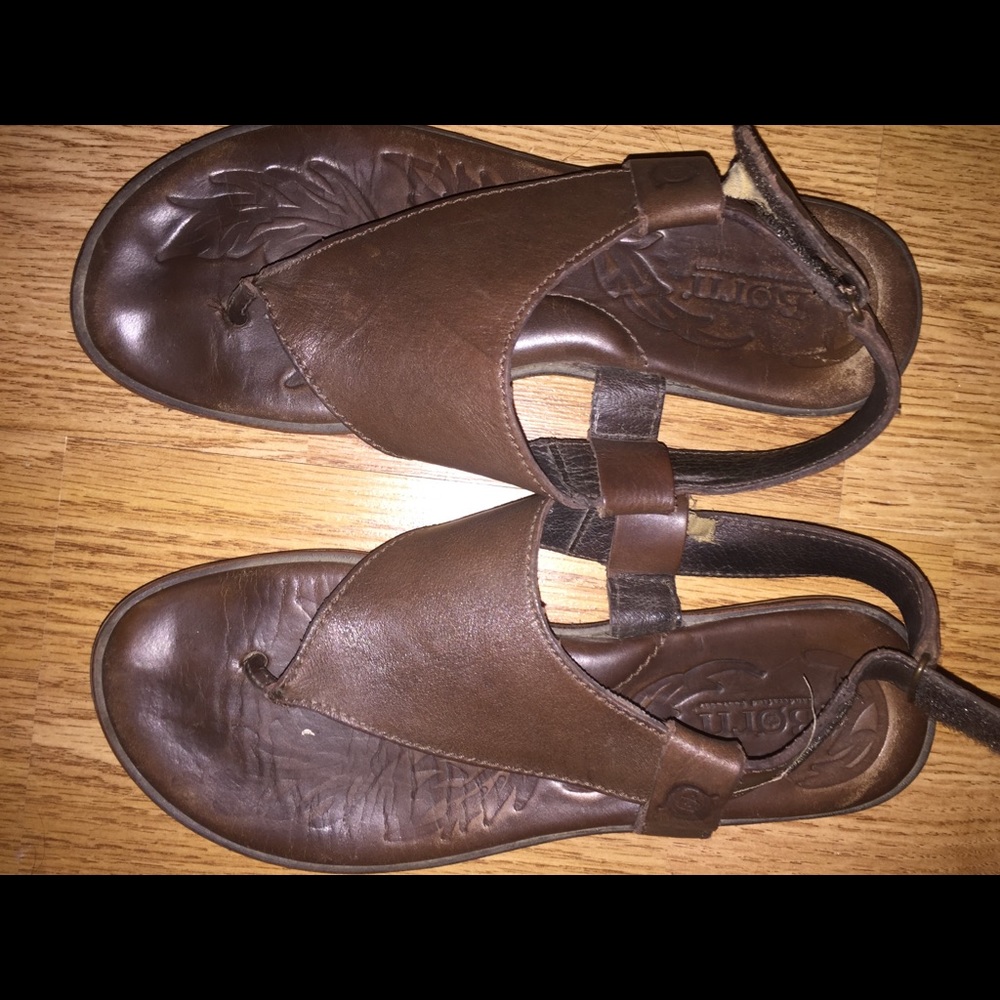 BORN real leather flip flops